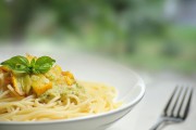 夢(mèng)中的面食之旅，夢(mèng)游面食之海，一場(chǎng)味覺的探險(xiǎn)之旅