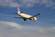 關(guān)注！C919飛機(jī)今晚交付！中航系應(yīng)聲大漲，國(guó)防軍工ETF（512810）逆市漲1.18%終結(jié)8連陰！