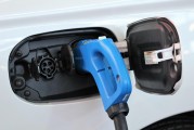 歐陽(yáng)明高發(fā)布“硫化物為主體電解質(zhì)的轎車(chē)全固態(tài)電池技術(shù)路線”