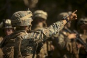 免費游戲中的軍事元素——軍人版的使命召喚，軍人版使命召喚，自由職業(yè)者如何在海量免費游戲中發(fā)揮他們的技能