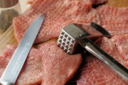 夢到吃豬肉的寓意與解析，夢到吃豬肉的寓意與解析