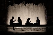 夢(mèng)到別人給我發(fā)紅包的奇幻之旅，夢(mèng)到他人發(fā)紅包的奇幻之旅