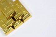 llg黃金的交易情況如何？交易過程中需要注意什么？