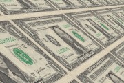 奈飛公司(NFLX.US)：公司在2025年的業(yè)務(wù)發(fā)展規(guī)劃中預(yù)計(jì)實(shí)現(xiàn)430億至440億美元的營(yíng)收，預(yù)期增長(zhǎng)11%至13%