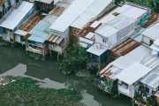 中共中央：加快建立租購并舉的住房制度，加快構(gòu)建房地產(chǎn)發(fā)展新模式