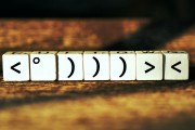 如何理解黃金與美元的關(guān)系？這種關(guān)系如何影響投資決策？