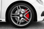 逸動DT的性能和駕駛體驗(yàn)如何？購買緊湊型車時應(yīng)該考慮哪些因素？
