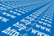PHP作為一種腳本語言，在Web開發(fā)中占據(jù)了重要地位。它可以用來構(gòu)建動態(tài)網(wǎng)頁，并且在許多開源項目中都有廣泛應(yīng)用。然而，對于許多人來說，學(xué)習(xí)如何使用PHP來搭建自己的網(wǎng)站可能是一個相對復(fù)雜的任務(wù)。，了解并掌握PHP，創(chuàng)建動態(tài)網(wǎng)頁的關(guān)鍵技術(shù)