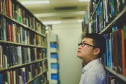 大學校長發(fā)問：如果梁文鋒讀博士，還有今天的DeepSeek嗎？