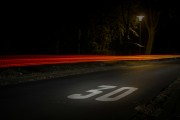 特斯拉vs宇樹：人形機器人雙雄爭霸，誰將主導(dǎo)萬億賽道？