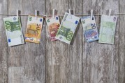 打造你的自由世界，免費打僵尸游戲的魅力與挑戰(zhàn)，構(gòu)建自由世界的終極挑戰(zhàn)，免費打僵尸游戲的魅力與樂趣