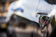 特斯拉發(fā)布軟件更新以解決在美69萬(wàn)輛汽車(chē)召回問(wèn)題