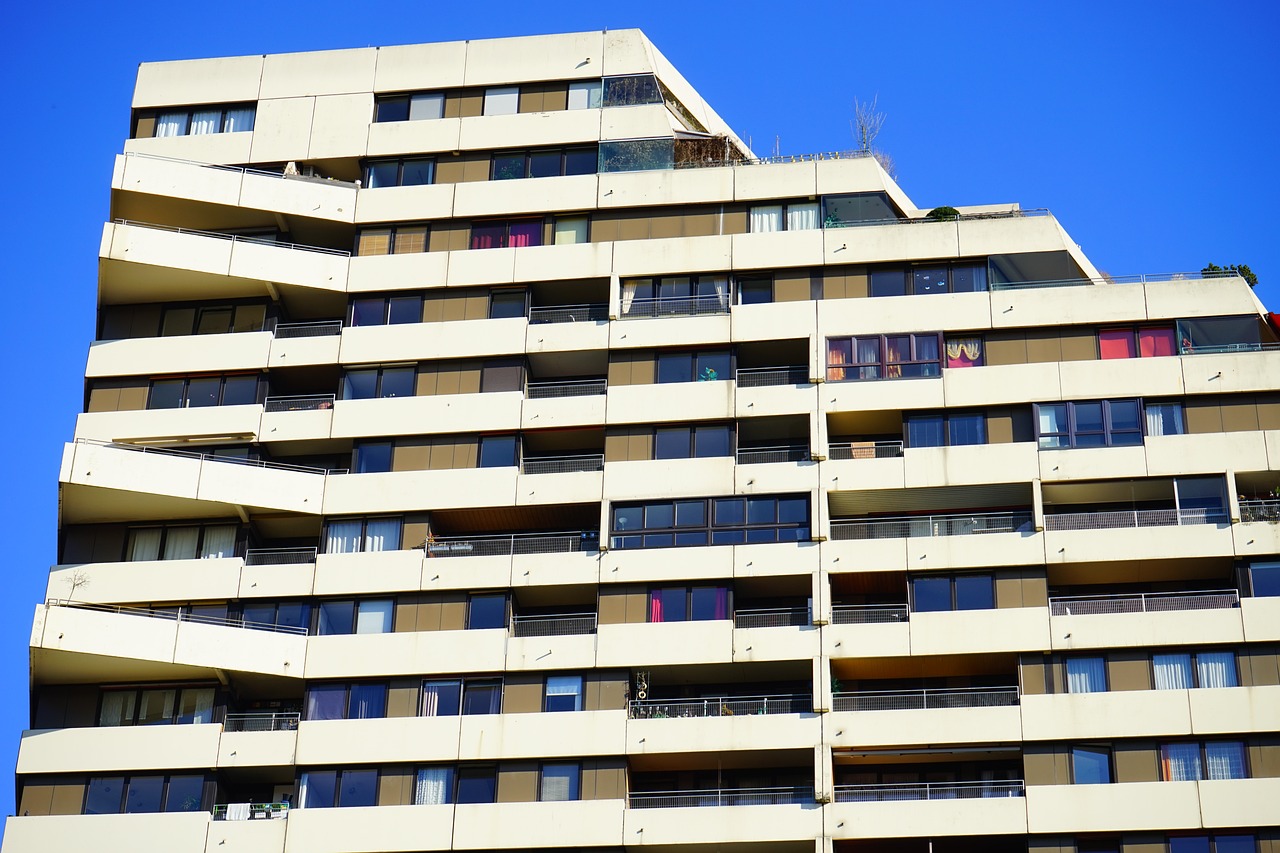 地產(chǎn)后開發(fā)時代“橫”著長？馮侖稱商品住宅市場將為2019年的1/3，馬寅表示“運營決定一切”