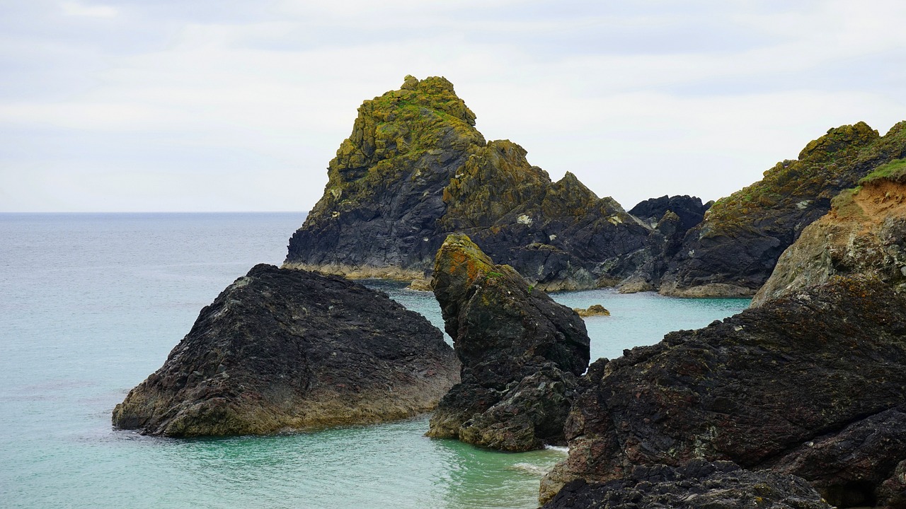 海浪輕撫，夢(mèng)中尋樂——我的海邊游夢(mèng)