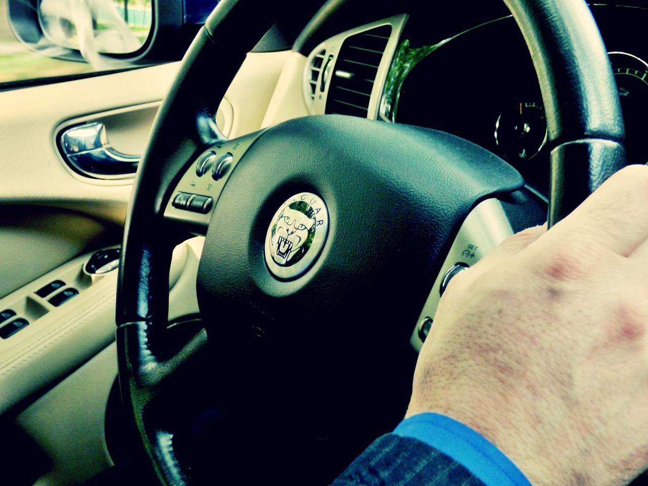 如何正確駕駛捷達(dá)車(chē)？捷達(dá)車(chē)的駕駛技巧有哪些？