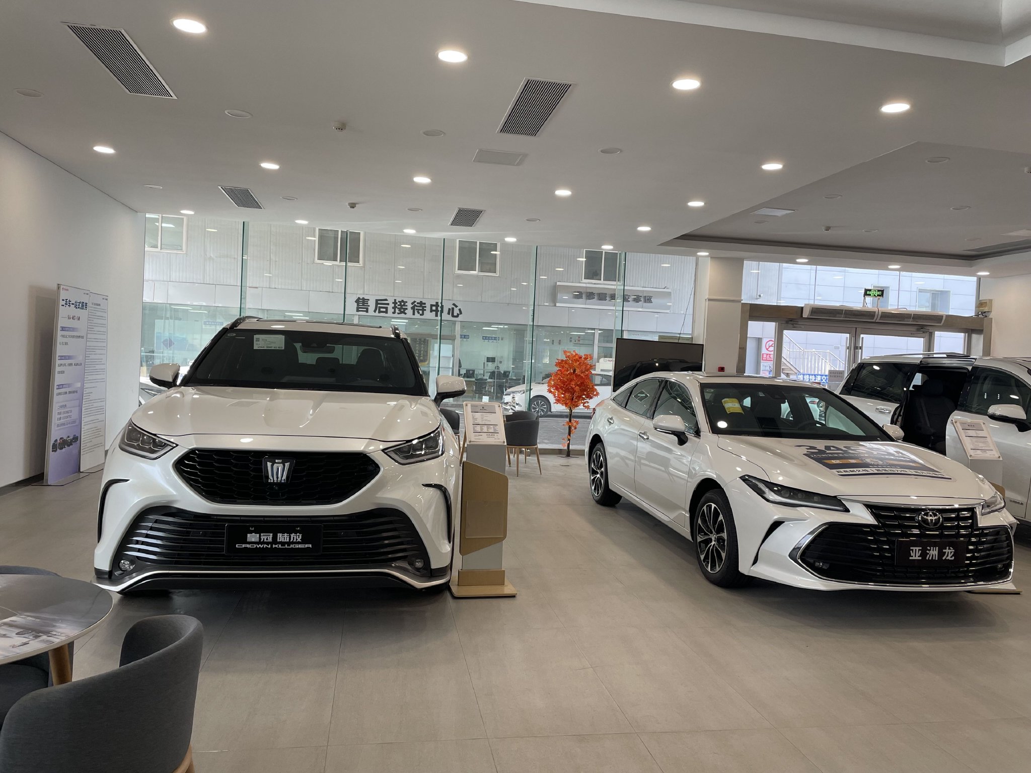 實(shí)探車(chē)市“金九銀十”：車(chē)企忙推新車(chē)，銷(xiāo)售加班到半夜，經(jīng)銷(xiāo)商有望擺脫虧損？