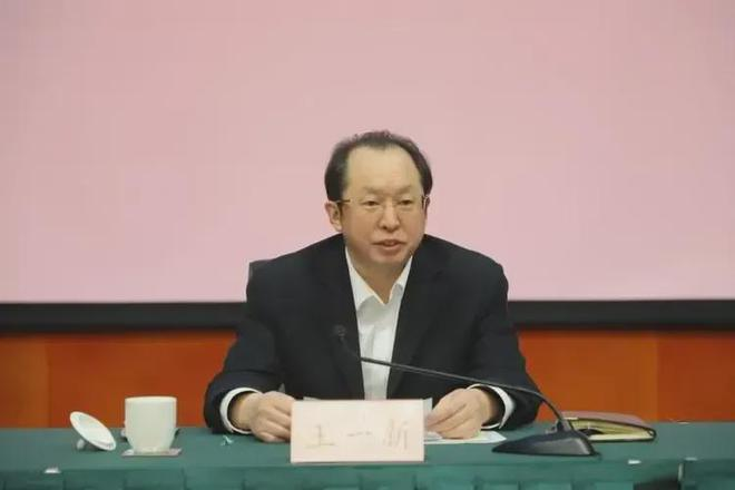 海墾集團(tuán)反腐風(fēng)暴：王一新被公訴，揭開(kāi)系統(tǒng)性沉疴